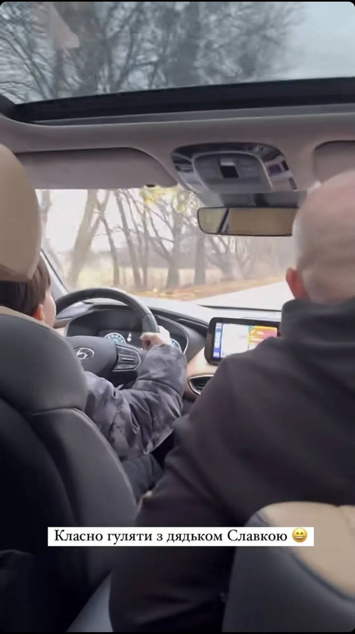 Новий роман? Ксенія Мішина засвітилася у компанії відомого телеведучого